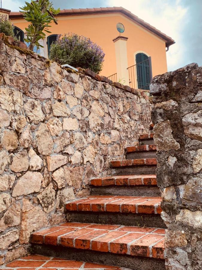 Finestra Tra Le Stelle Hotel Arcola Kültér fotó